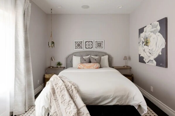 1 bedroom, iron/ironing board, travel crib, WiFi