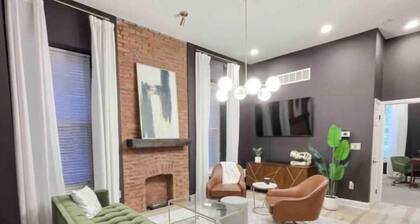 Historic & Modern Benton Park Condo