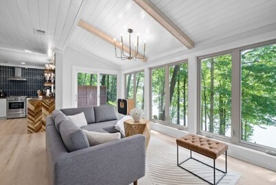 Luxury Lake Barkley Bungalow