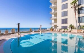 Pool - Luxury Gulf View Condo (Panama City Beach)