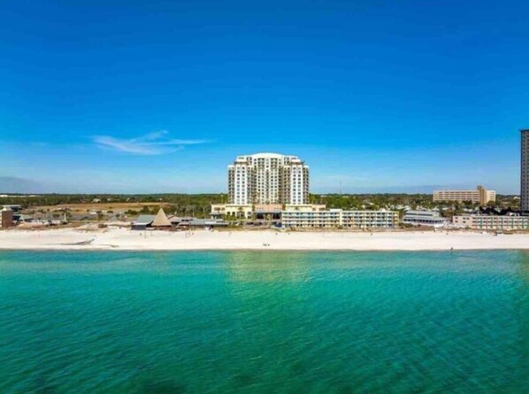 Beach - Modern Luxury Townhouse (Clarksville)