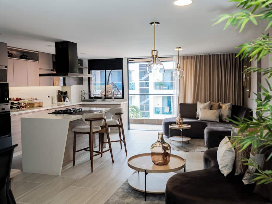 대용량 냉장고, 전자레인지, 오븐, 쿡탑