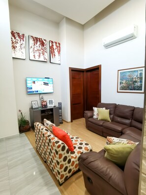 Family House | Living area