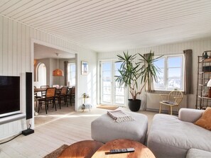 Living Room - "Edmond" - 150m from the sea by Interhome (Løkken)