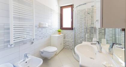 GuestHost - Your Dream Stay in Montesilvano Awaits!