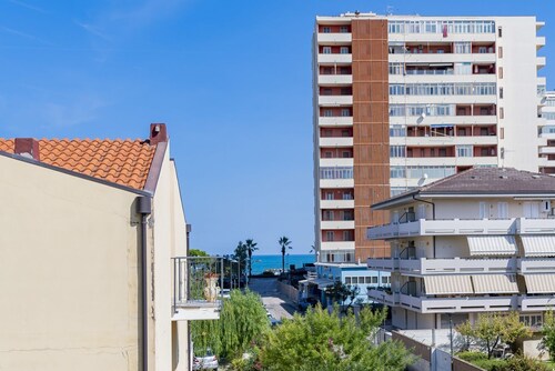 GuestHost - Your Dream Stay in Montesilvano Awaits!