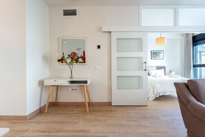 1 室のベッドルーム、WiFi (無料)、ベッドシーツ