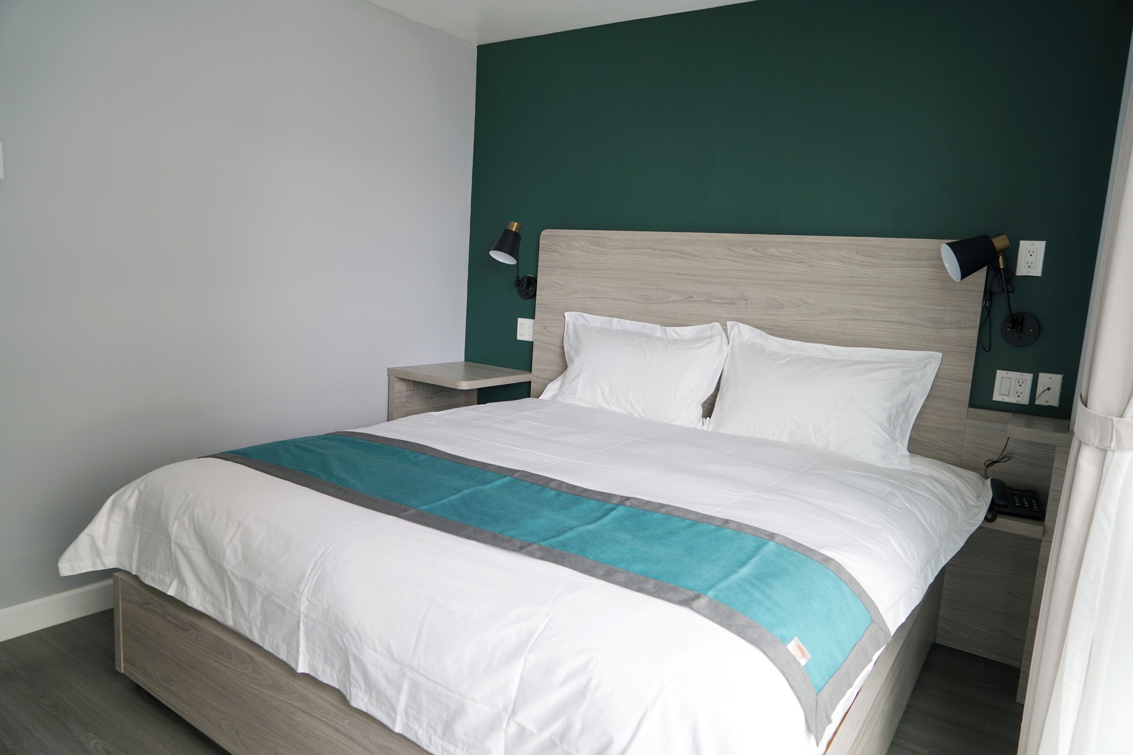 Photo - Starlight Hotel Near LGA Airport