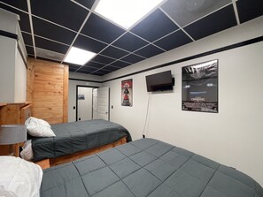 3 bedrooms, WiFi, bed sheets, wheelchair access