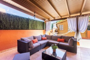 Terrace/patio - Home2Book Fantastic 160m2 Terrace Flat & BBQ (Radazul)