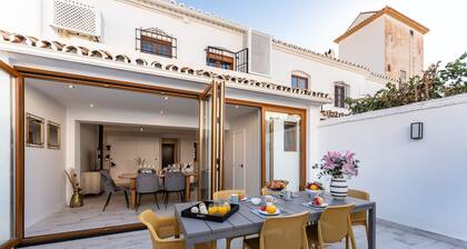 Holiday Home 'Casa Nordic' with Private Terrace, Wi-Fi and Air Conditioning