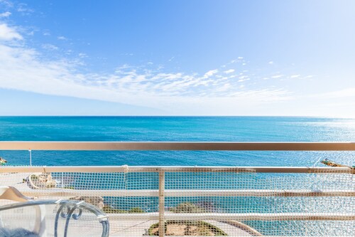 Studio Apartment 'Calpe Primera Linea' with Shared Pool, Balcony, and Wi-Fi