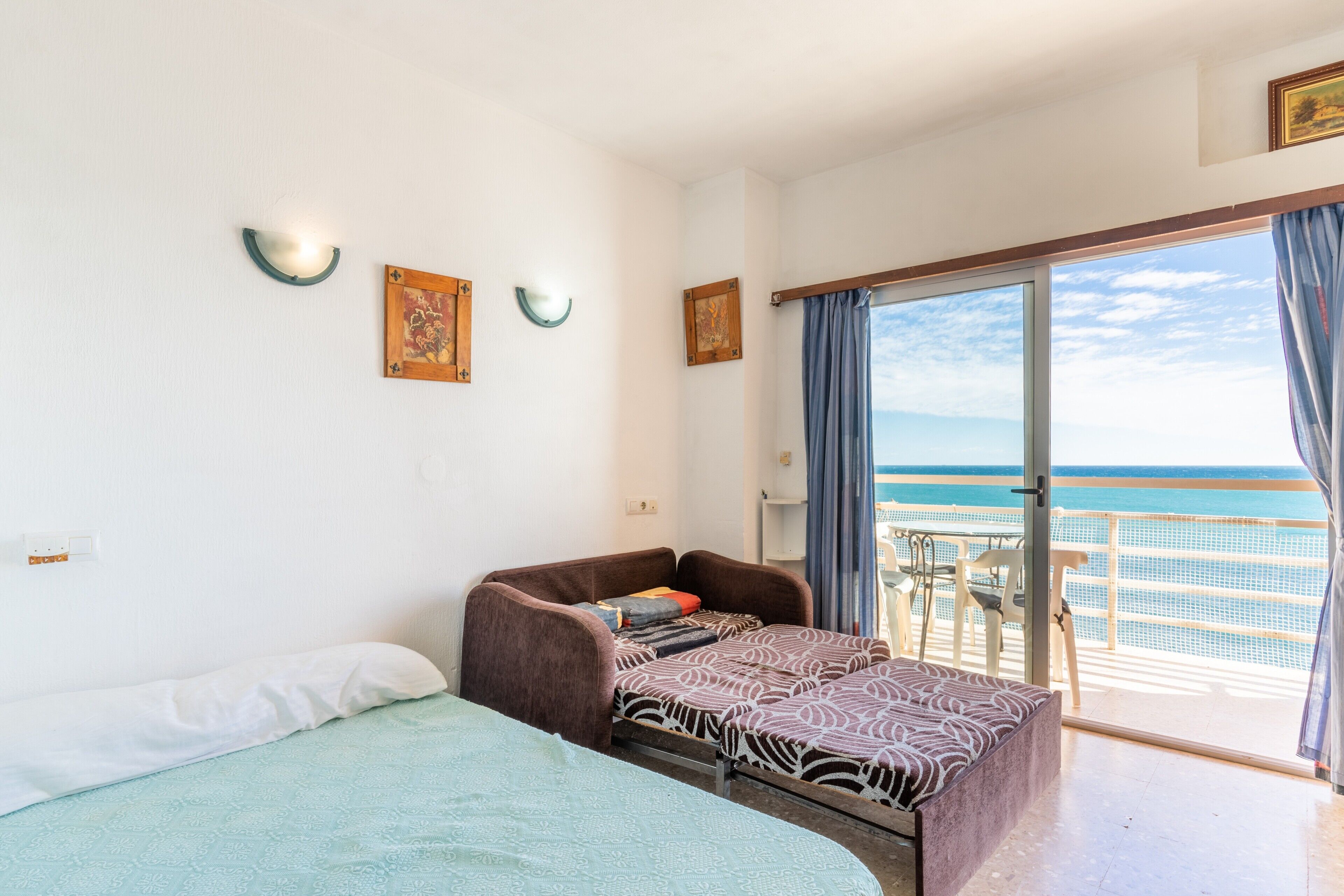 Wifi gratis y ropa de cama 