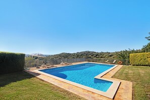 Pool - Holiday Home "Casa no Campo" with Sea View, Shared Pool & Wi-Fi (Loulé)