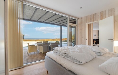 Beach front home in Spøttrup