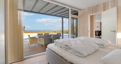 Beach front home in Spøttrup