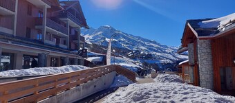 Appartement "Valmeinier 1800" aux pieds des pistes et piscine chauffée