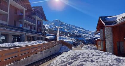 Apartment "Valmeinier 1800" with Mountain View & Shared Pool