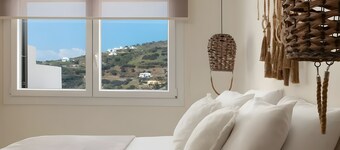 Apartment 'Batsi View House' with Sea View, Wi-Fi and Air Conditioning