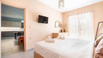 1 soverom, strykejern/-brett, wi-fi (inkludert) og sengetøy