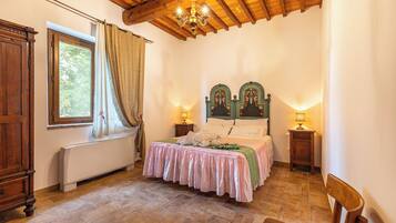 2 camere, ferro/asse da stiro, Wi-Fi gratuito, lenzuola