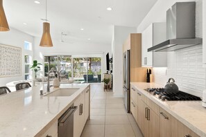Fridge, microwave, oven, stovetop - 'Huntley House' Swanky Desert Modernism (Indian Wells)