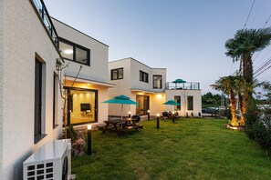 Exterior - Donnaeko Private Pool Villa (Seogwipo)