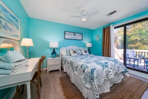 3 slaapkamers, een strijkplank/strijkijzer, gratis wifi, beddengoed