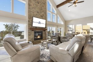 Télévision, cheminée