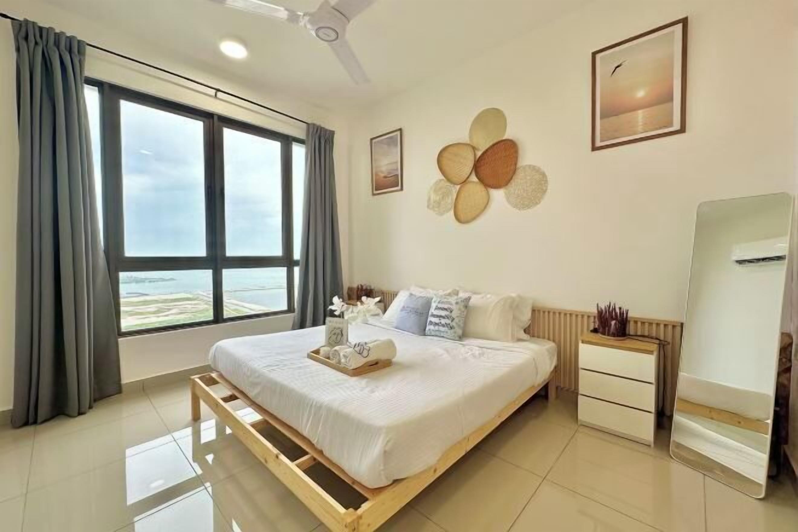 Fer et planche à repasser, Wi-Fi gratuit, draps fournis