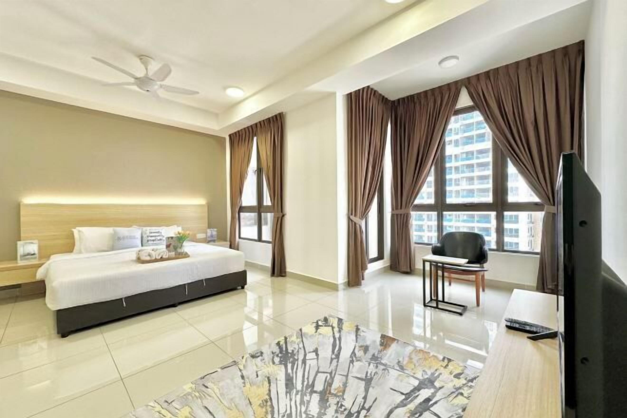 Fer et planche à repasser, Wi-Fi gratuit, draps fournis