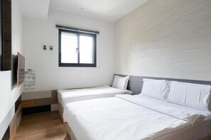 基本三人房 | 免費 Wi-Fi