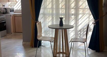 Cozy 1-Bed Apt with Pool & Gym in Najjera 2