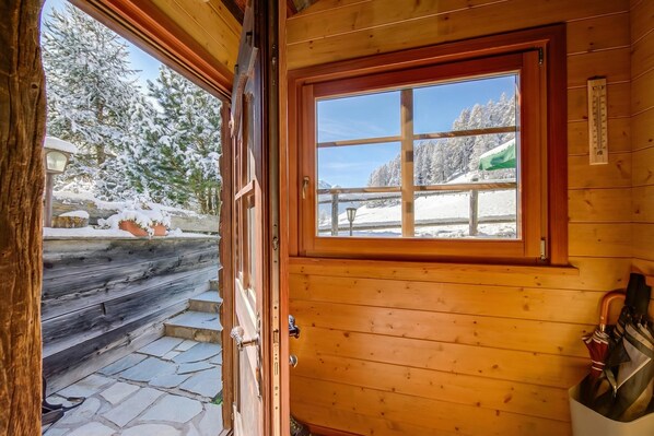 Interior - Chalet Sciachilo’ Ski In-Ski Out 10m, Livigno, Italy (Livigno)