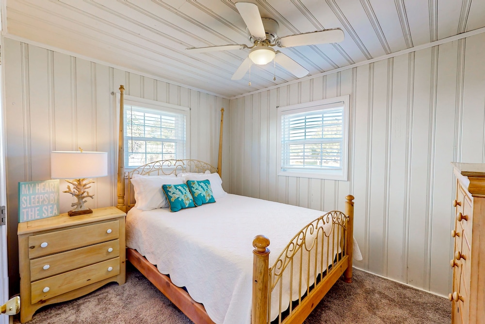 Soundfront home with large deck, updated interior, & dock near