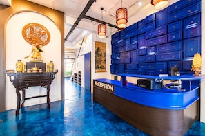 Reception - Marco Polo Phuket Poshtel (Phuket)