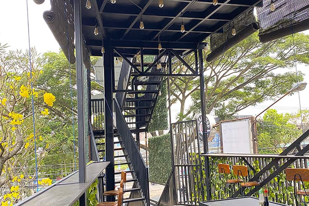 DJURAGAN KAMAR SUHAT
