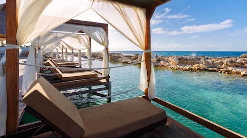 All-Inclusive Luxury Hardrock Hotel Riviera Maya Resort