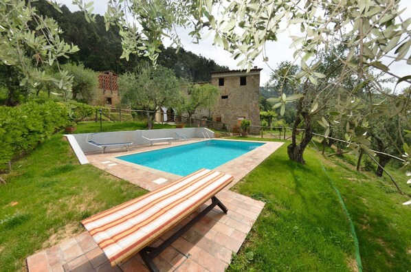 Pool - Batticapo Di Ilaria - Pescaglia ,Tuscany (Pescaglia)