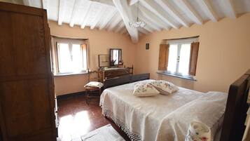 3 Schlafzimmer, Bügeleisen/Bügelbrett, WLAN