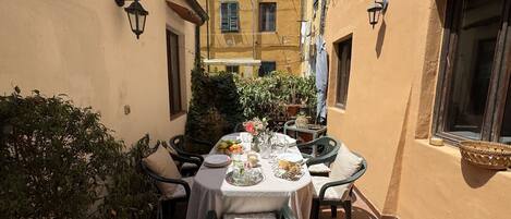 Restauration extérieure