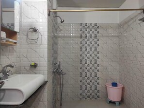 Bathroom - Hotel Sanjivani Heritage (Dibrugarh)