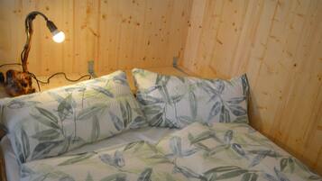 1 camera, ferro/asse da stiro, Wi-Fi gratuito, lenzuola