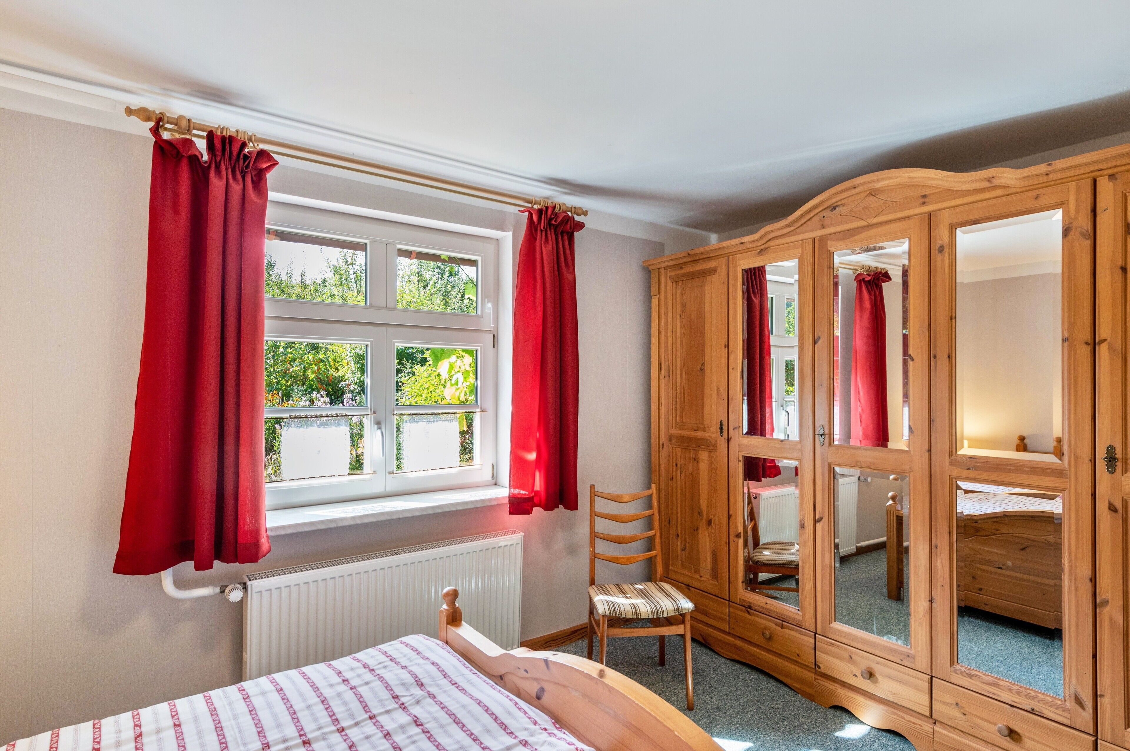 3 bedrooms, free WiFi, bed sheets