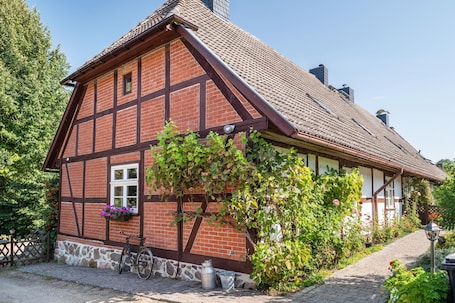 Exterior. Holiday Apartment 'Fachwerkferienhaus' with Lake View, Terrace & Wi-Fi