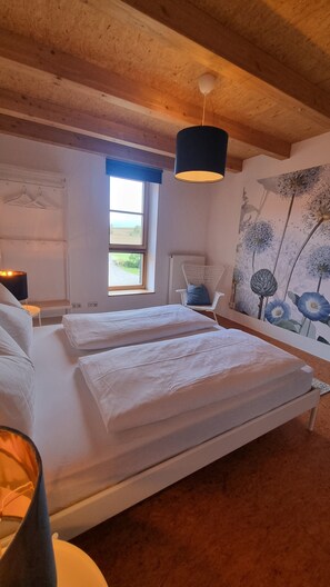 4 Schlafzimmer, Bügeleisen/Bügelbrett, kostenloses WLAN, Bettwäsche