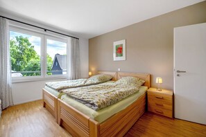 1 室のベッドルーム、WiFi (無料)、ベッドシーツ、車椅子でアクセスできる設備