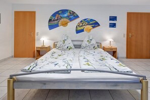 1 bedroom, free WiFi, bed sheets