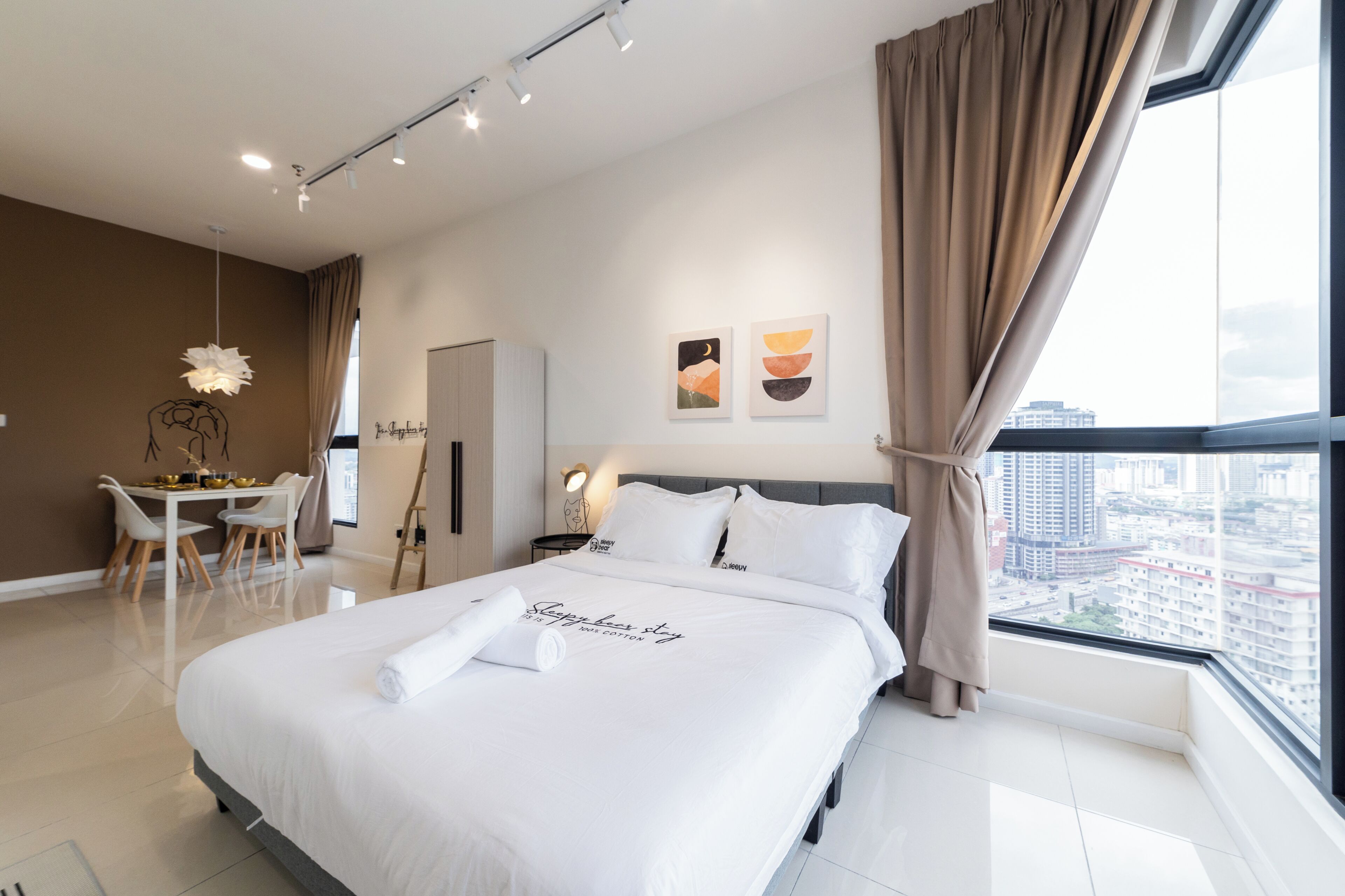 Family Studio Suite | Free WiFi, bed sheets