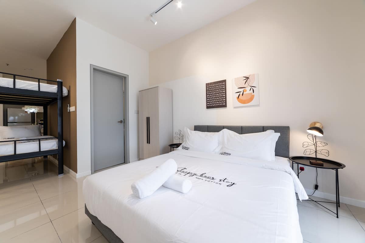 Family Studio | 1 bedroom, free WiFi, bed sheets